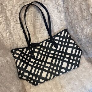🌻🌻Coach Black & Cream Tote Bag